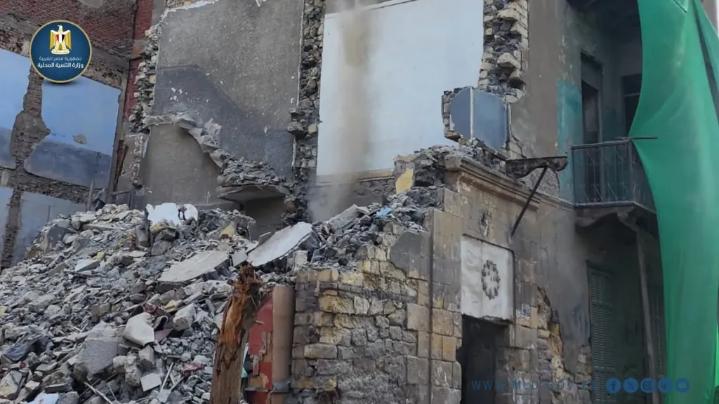 تفتيش مفاجئ على حي شبرا مصر لمتابعة مستوى الأداء وجودة الخدمات