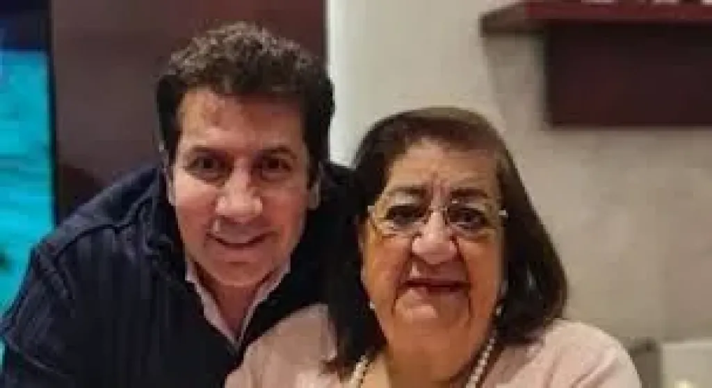 بعد وفاتها.. تعرف على موعد ومكان جنازة وعزاء والدة هاني رمزي