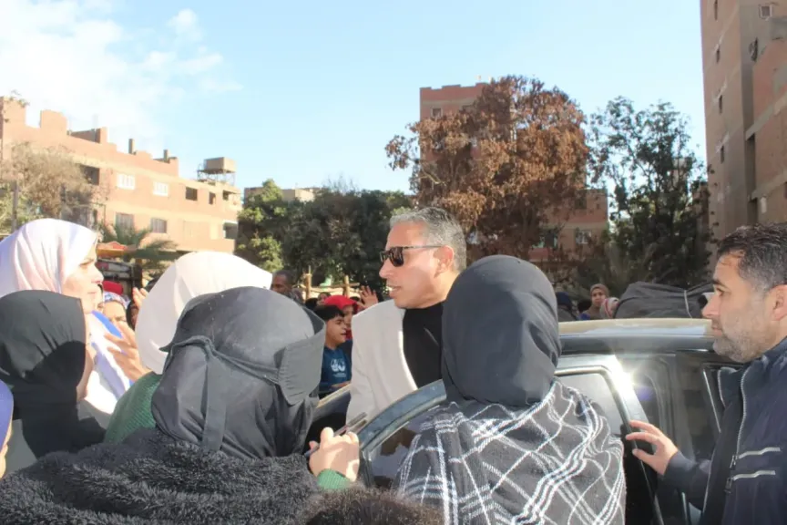 «عطية» يتفقد مدارس جنوب الجيزة...ويؤكد: ولي الأمر شريك أصيل في العملية التعليمية