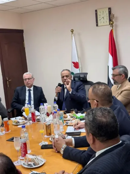 رئيس هيئة البترول ونوابه يعقد اجتماع بشركة برج العرب للبترول  تضع بئرين جديدين على الإنتاج