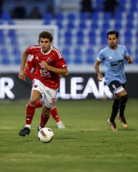 المقاولون العرب يتقدم على الأهلي بهدفين في الشوط الأول