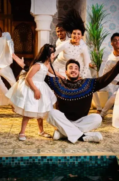 بالفيديو..الحسن عادل يطرح كليب ”كل سنة” بمشاركة طفلة من متلازمة داون