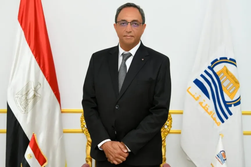 محافظ قنا يوجه بتعديل موعد امتحان الصف الثاني الثانوي استجابة لشكاوى الطلاب