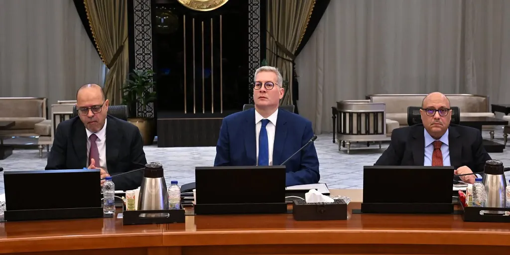 وزير البترول يستعرض نتائج تقرير ”ريستاد أنرجي” وجهود استراتيجية تحول مصر إلى مركز إقليمي لتداول الغاز