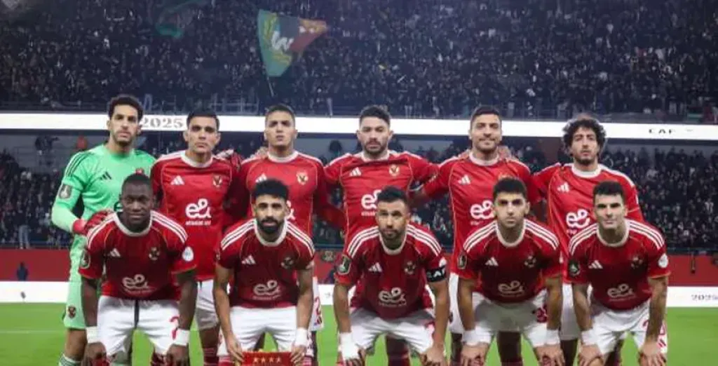 شوبير: لاعب في الأهلي مصمم على الرحيل في يناير.. وتوروب يرفض