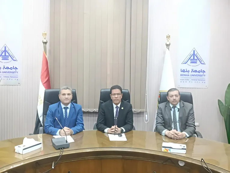 نحو جامعة ذكية.. الجيزاوي يستعرض تطبيقات رقمية مبتكرة من إنتاج شركة «بداية»