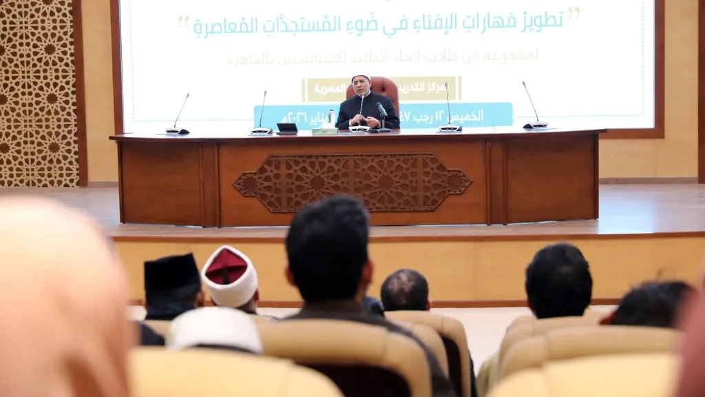 رئيس جامعة الأزهر يحاضر حول «اللغة العربية ودورها في تأسيس الفتوى الشرعية» لباحثي إندونيسيا