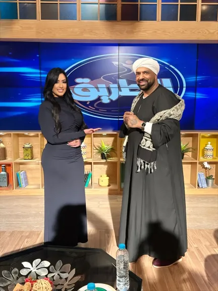حجازي متقال يتألق ضيفًا على سيرا إبراهيم في حلقة اليوم على TEN