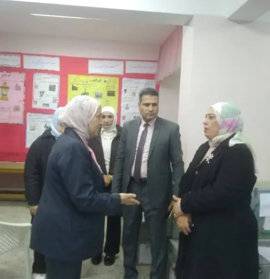 «أبو كيلة» تتابع الامتحانات بعدد من مدارس القاهرة...وتؤكد: ”لا تهاون في الانضباط”