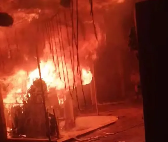 بدون شبهة جنائية.. النيابة تكشف سبب حريق شارع ناصر بشبرا الخيمة