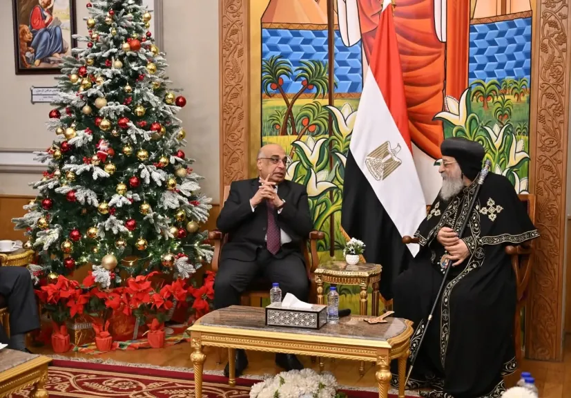 البابا تواضروس الثاني يستقبل وزير العدل للتهنئة بعيد الميلاد المجيد