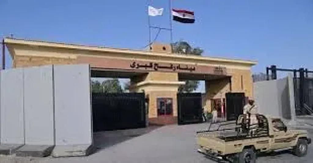 تحرك دبلوماسي جديد : مباحثات فلسطينية مصرية بشأن معبر رفح