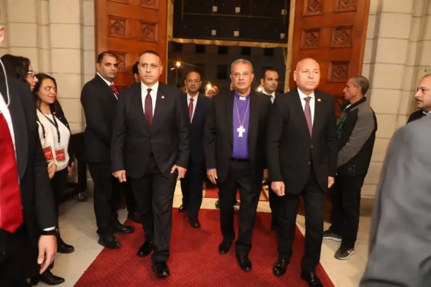 بكنيسة قصر الدوبارة ..محافظ القاهرة يشهد احتفال الطائفة الإنجيلية بعيد الميلاد المجيد