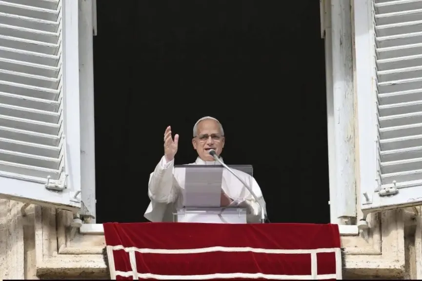 بابا الفاتيكان يصلي لضحايا سويسرا ويدعو إلى السلام والعدالة في فنزويلا