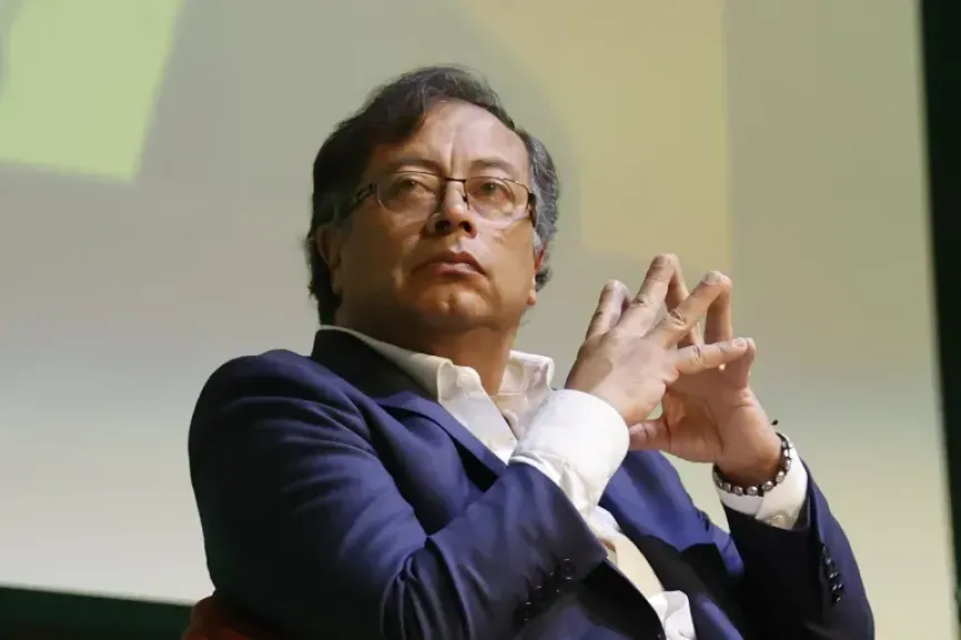 بيترو يرد على ترامب: ”توقف عن تشويه سمعتي”… وكولومبيا ترفض اتهامات تجارة المخدرات