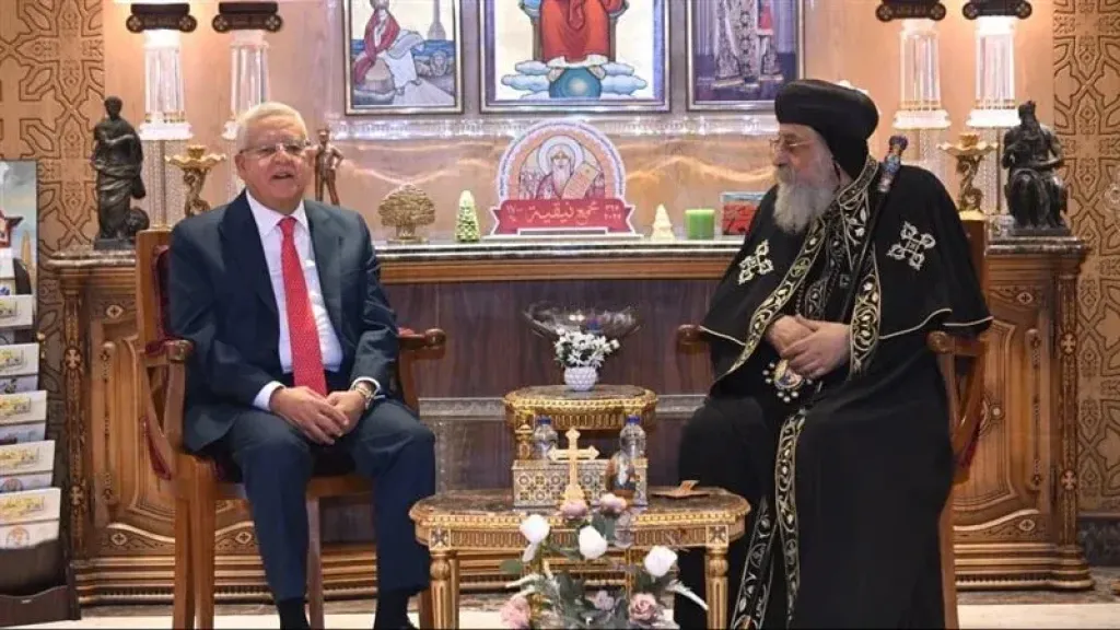 رئيس مجلس النواب يصف الشعب المصري بالقدوة في الترابط والتلاحم أثناء لقائه البابا تواضروس