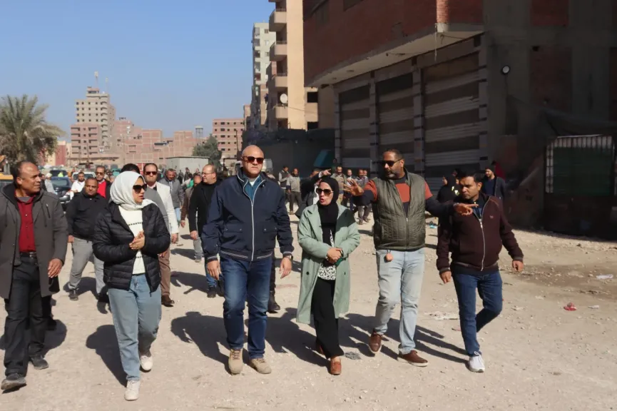 جولة حاسمة لمحافظ القليوبية.. رفع تراكمات القمامة وتكثيف الورديات 24 ساعة