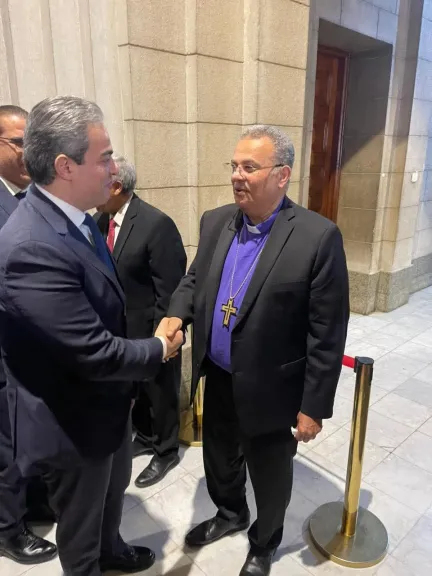 نقيب الإعلاميين يلبي دعوة القس أندريه زكي ويشارك بأحتفالات الكنيسة الإنجيلية بعيد الميلاد المجيد