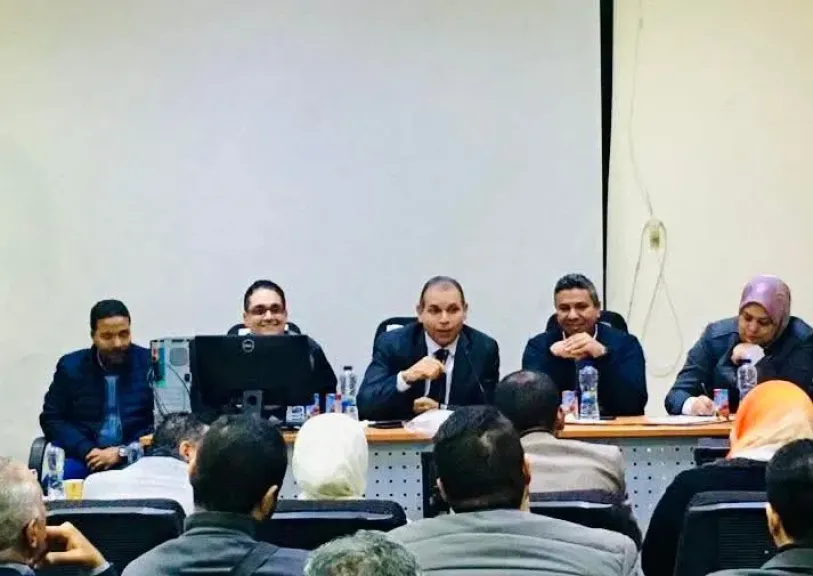 التيسير يبدأ من المجالس الطبية.. «العقاد» يقود تحركات عاجلة لتسهيل العلاج على نفقة الدولة