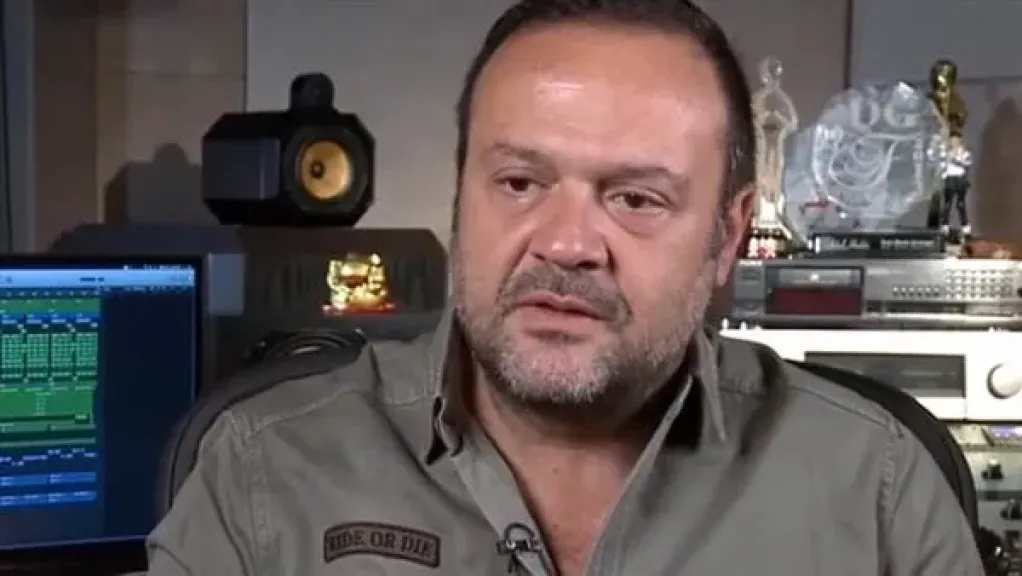 وفاة ابنة الموزع الموسيقي عادل حقي.. ويودعها برسالة مؤثرة