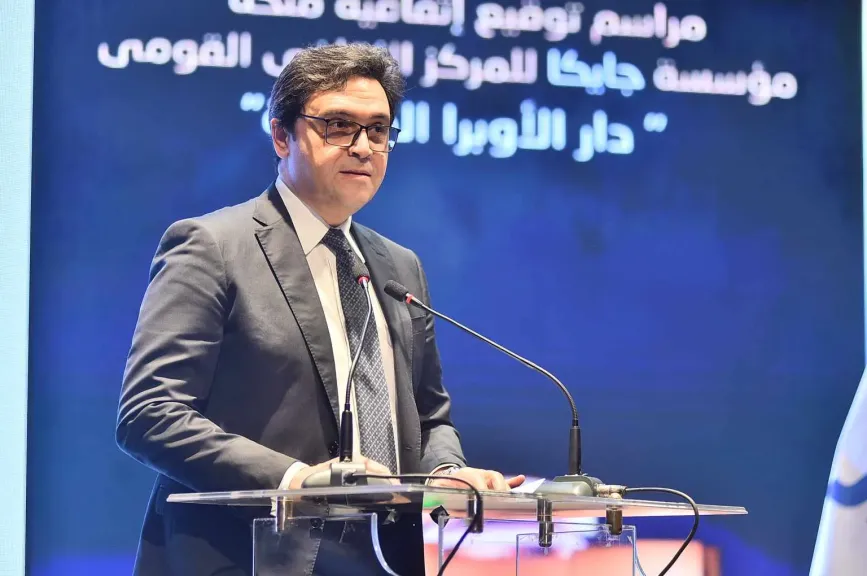 الدكتور أحمد فؤاد هنو