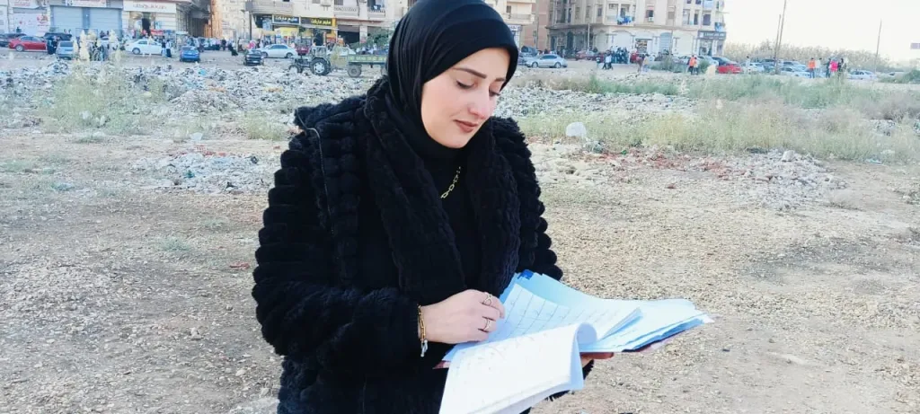 سيدة تستغيث لتنفيذ حكم ضم حضانة نجلها بعد احتجازه لعامين بكفر الشيخ