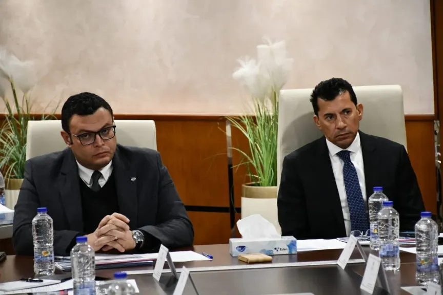 وزيرا الرياضة والإسكان 