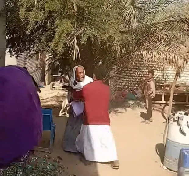 خلافات أسرية.. سيدة بقنا تستغيث من تعدي زوجها عليها والأمن يفحص الواقعة