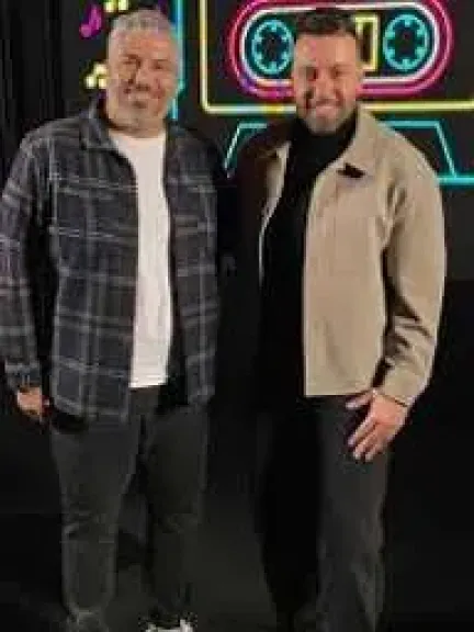 مدين لبودكاست ”كاسيت”: محمد فؤاد غير إسمي .. ولحن حبايب ايه مع صوت الهضبة حولها لأغنية عبقرية