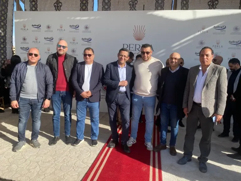 نقابة الصحفيين تسلّم أرض المدينة بحدائق أكتوبر للشركة الوطنية للمقاولات