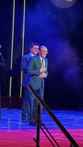 محمد صبحي يستقبل تكريما جديدا خلال 48 ساعة تحت رعاية الرئيس السيسي بمهرجان المسرح العربي