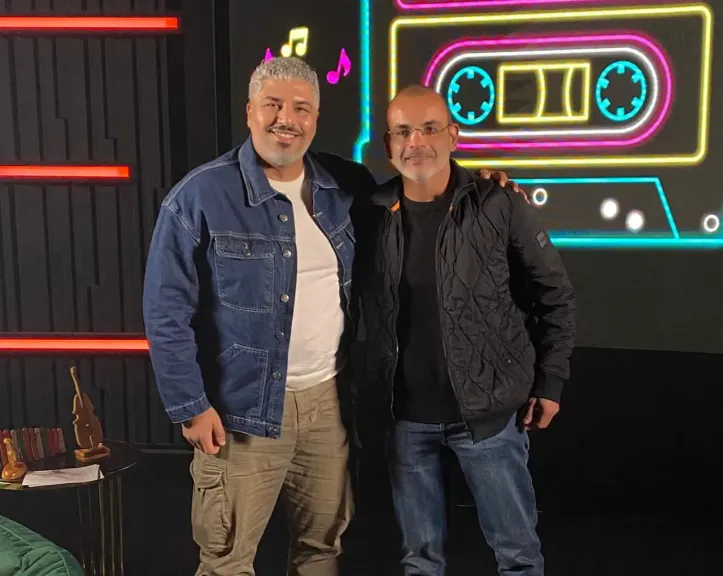 أيمن بهجت قمر لبودكاست ”كاسيت”: تنازلت عن أجري في إمام الدعاة..والكتابة عالجتني نفسيا