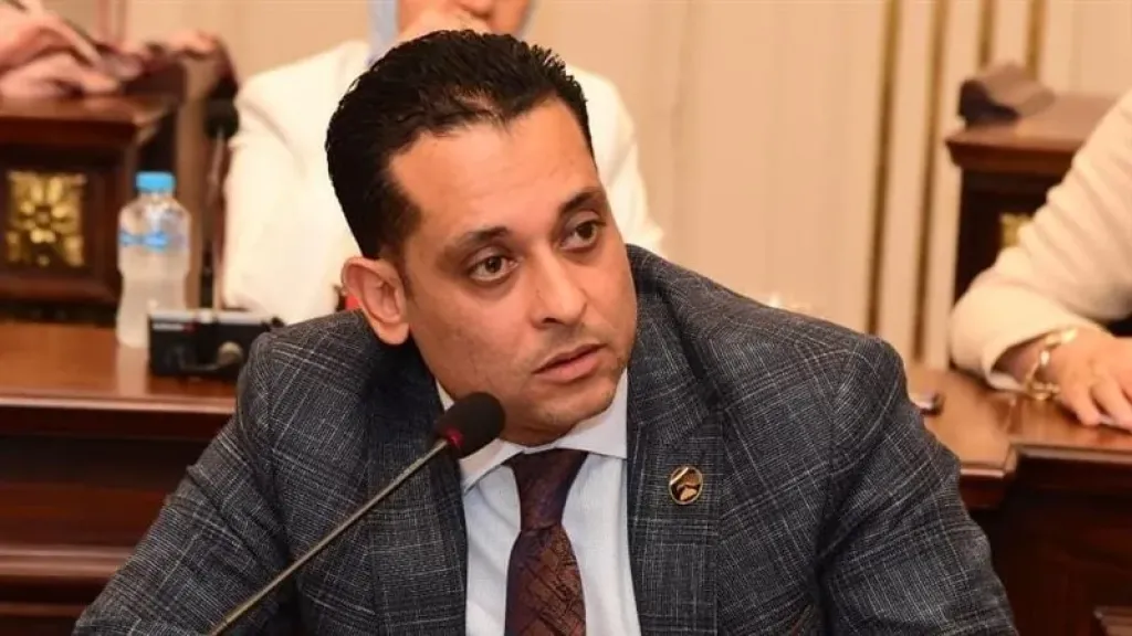 نشأت العمدة يتولى منصب وكيل لجنة المشروعات الصغيرة بمجلس النواب ويعلن أولوياته لدعم القطاع