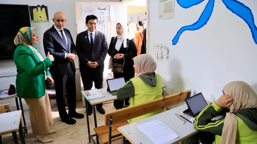 وزير التعليم ونظيره الياباني يتفقدان مدرسة السيدة نفيسة الثانوية بنات..و«ماتسوموتو» يشيد بمستوى الطالبات
