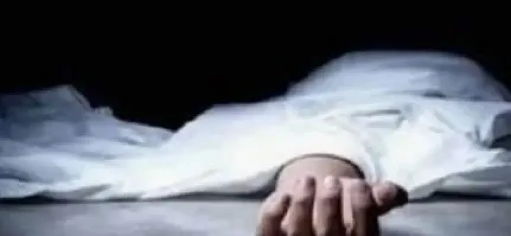 رائحة العفن تكشف وفاة سائق توك توك داخل منزله بقرية في قلين