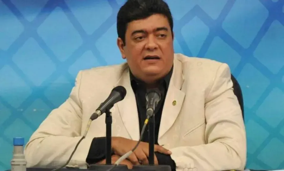 وائل السنوسي