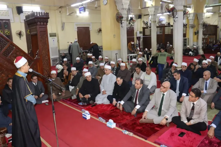 ”محافظ القليوبية ومدير الأمن” يشاركان في احتفالية كبرى لذكرى الإسراء والمعراج ببنها