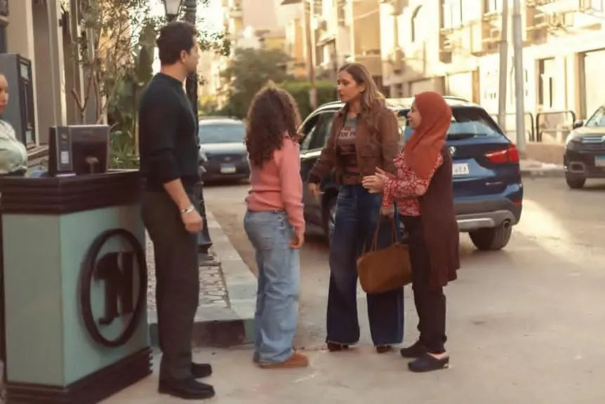 صناع ”علي قد الحب” يكشفون عن لقطات من كواليس التصوير.. والعرض رمضان 2026