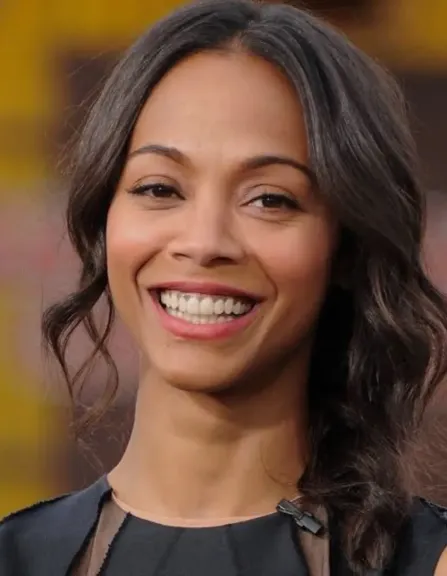 زوي سالدانا.. الأعلى إيرادًا بين نجمات السينما العالمية