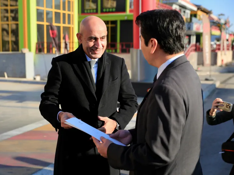 وزير التعليم يصطحب نظيره الياباني لتفقد «محور شينزو آبي»..ويُسلّمه رسالة شكر من الرئيس السيسي إلى أسرة رئيس الوزراء الراحل