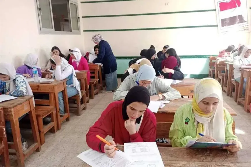 «امتحانات بلا توتر»..«الحزاوي» تقدم نصائح ذهبية لطلاب الشهادة الإعدادية