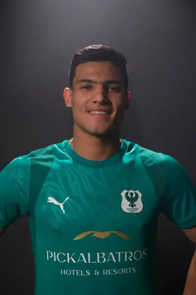 من القلعة الحمراء للنسور الخضر.. المصري يقدّم العش في مشهد يعبّر عن عراقة الكرة المصرية