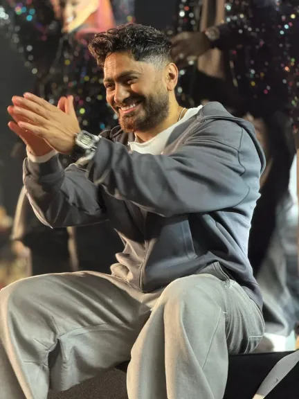 من أجمل العروض علي الاطلاق.. تامر حسنى يشيد بحفل ” مهرجان شتاء مدينتى”  ويعد الجمهور بمفاجاة قريبة