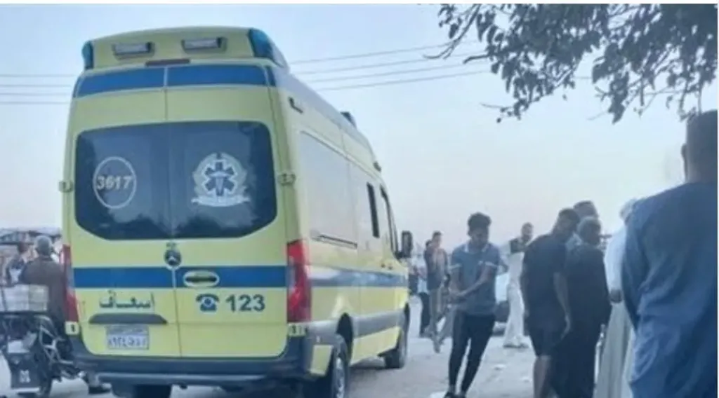 تم ندب الطبيب الشرعي.. العثور على جثة أربعيني ملقاة بالطريق العام بقنا