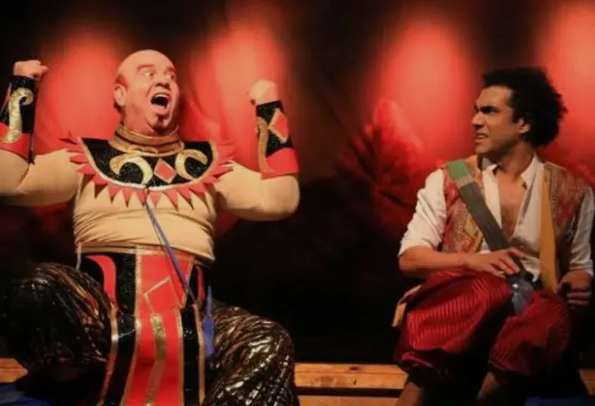 نور في عالم البحور.. مغامرة بحرية على خشبة بورسعيد