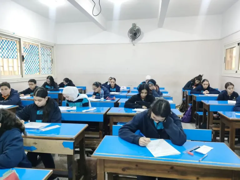 «أمهات مصر» ترصد أول أيام امتحانات الإعدادية: اللغة العربية متوسط وجبر الشرقية صعب