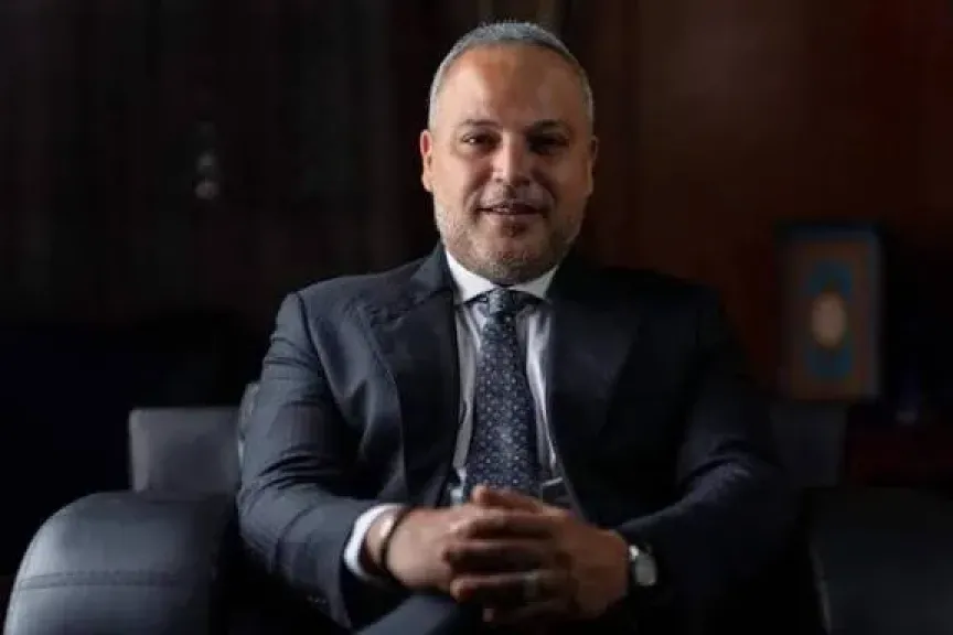 ” إزاي الراجل ده مش شغال مسرح ” تامر عبد المنعم يوجه رسالة لأحد الفنانين .. فمن هو ؟