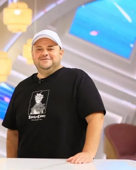 ساسبنس وتشويق في رمضان.. مدحت تيخا يخوض صراع أكبر شركات الدعاية والإعلان في مصر