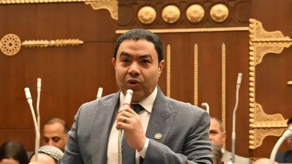 عضو بالشيوخ: تحويل أزمة ورد النيل إلى صناعة واعدة ضرورة عاجلة