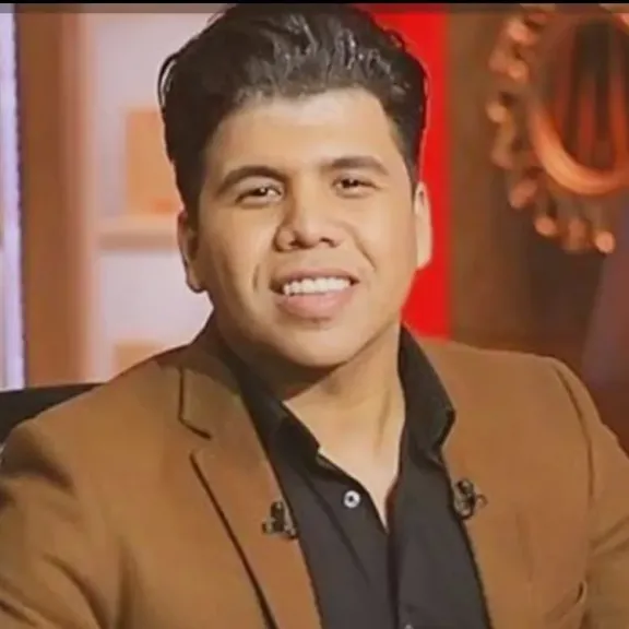 عمر كمال يواصل نشاطه الفني بحفلات في أمريكا.. فبراير المقبل